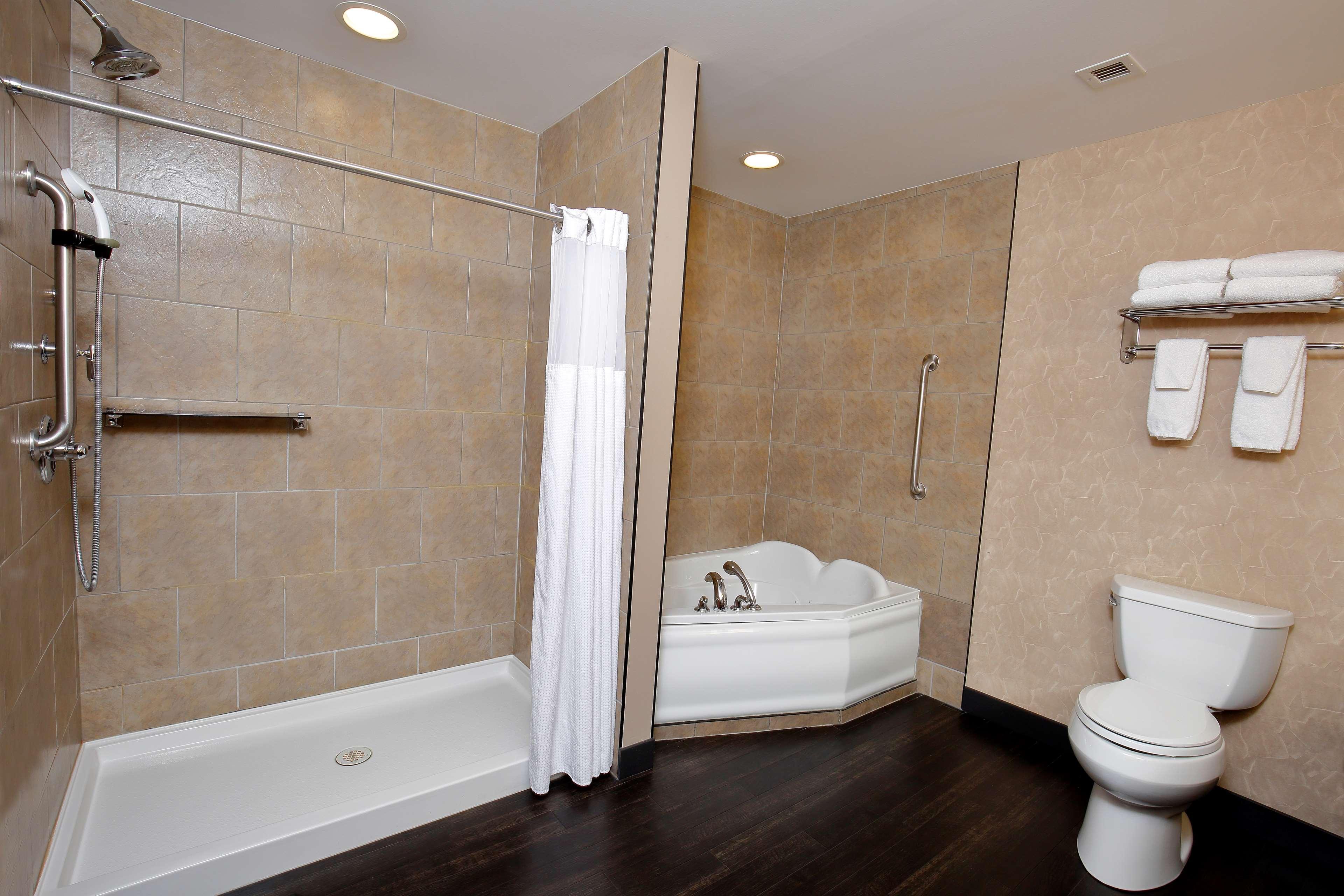 Best Western Blairmore Saskatoon Buitenkant foto