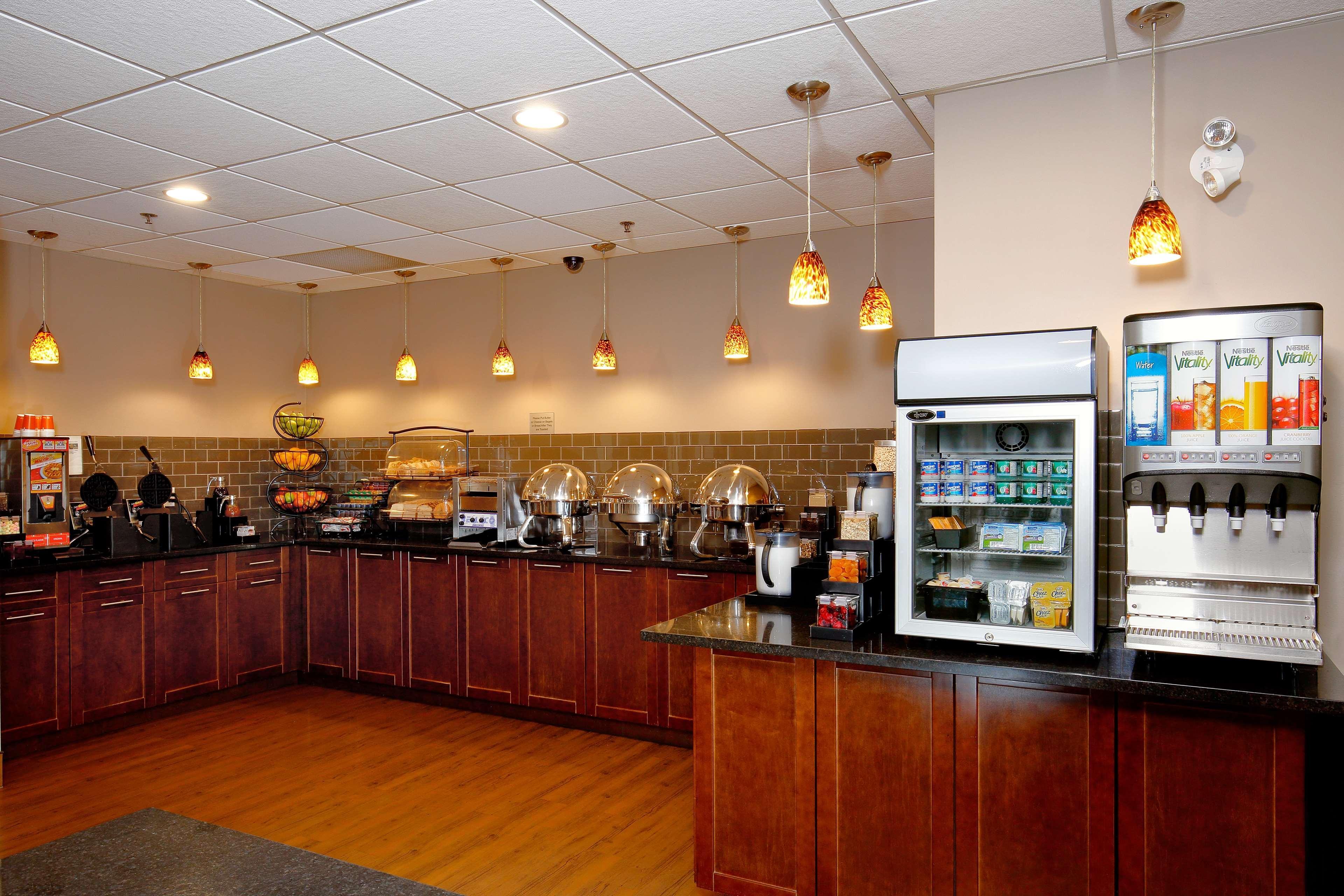 Best Western Blairmore Saskatoon Buitenkant foto