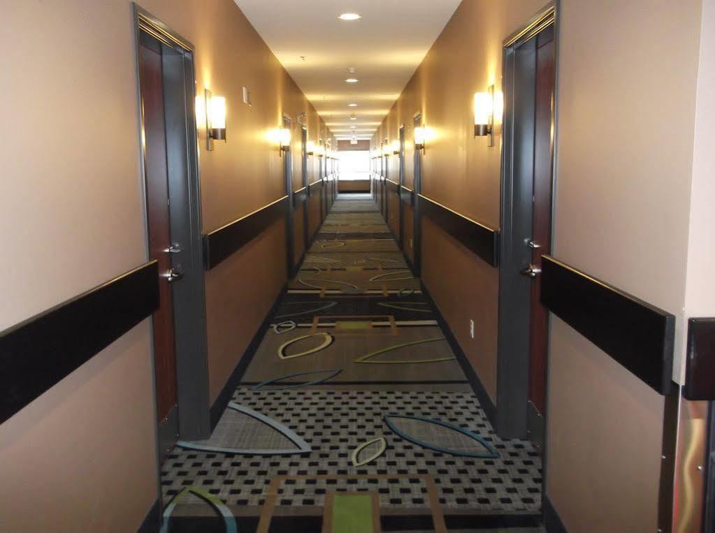 Best Western Blairmore Saskatoon Buitenkant foto